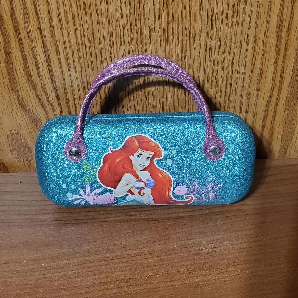 New Kids glasses sunglasses ariel case